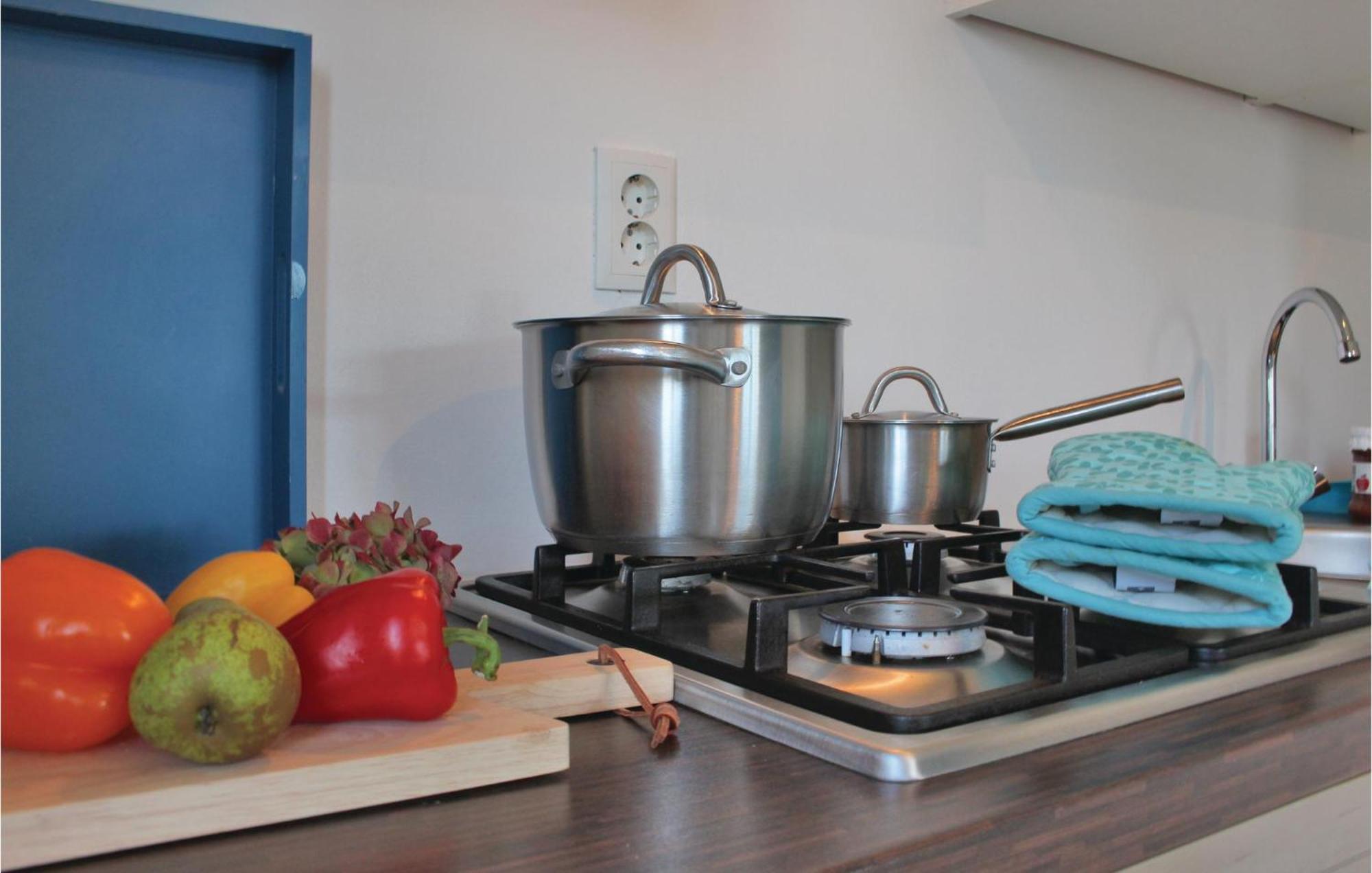 Beautiful Home In Breukelen With Wifi Экстерьер фото