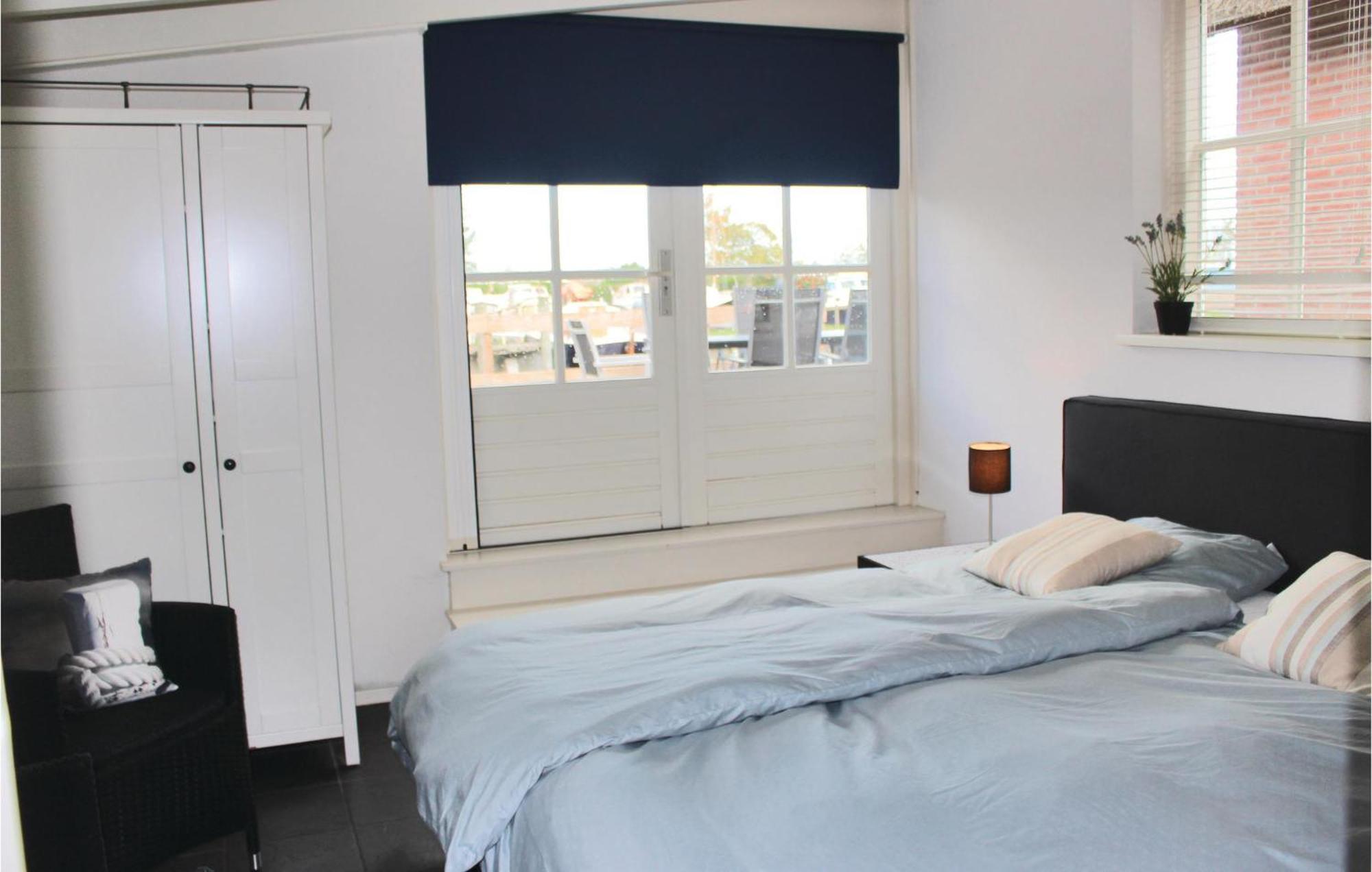 Beautiful Home In Breukelen With Wifi Экстерьер фото